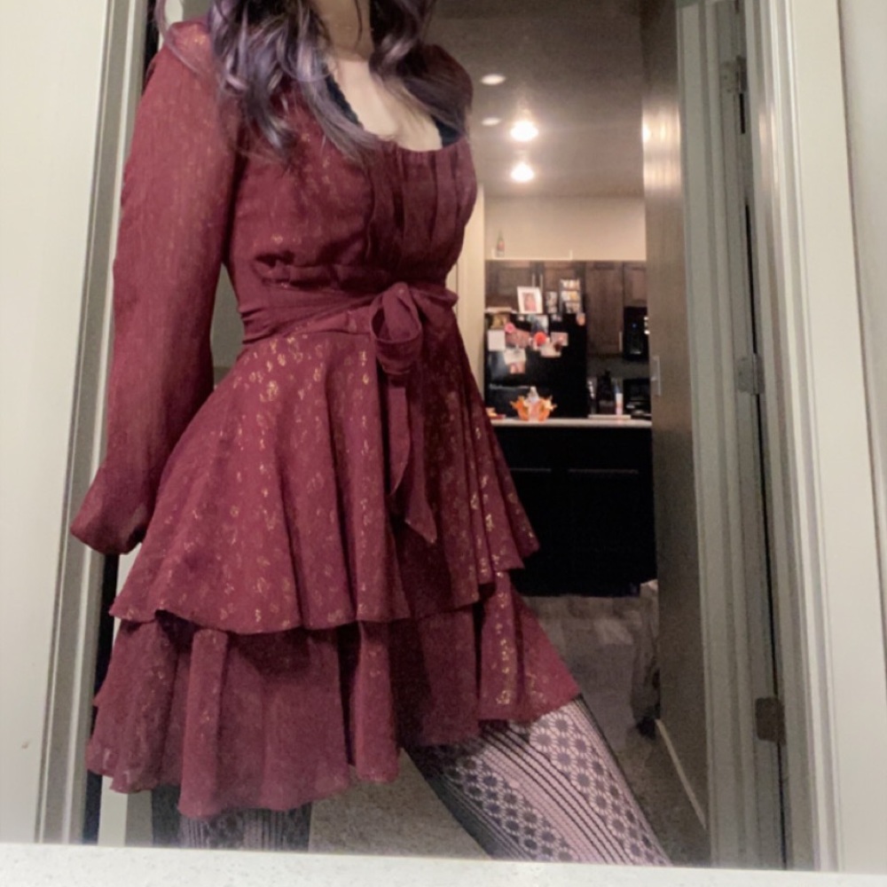 Maroon dress - Picture 1 of 1